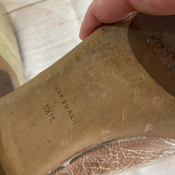 Tory Burch Women's Gold Georgia Metallic Leather Ballet Flats - 5 1/2M - Picture 8 of 8